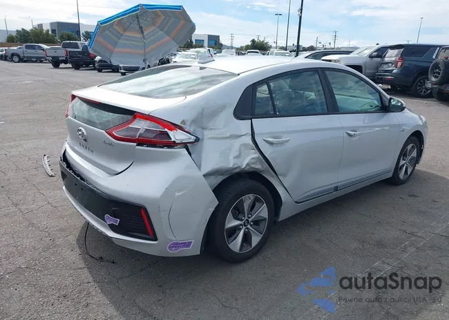 KMHC75LH3KU048879: 44427721