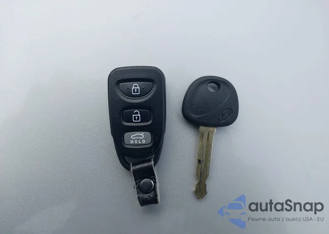 KMHDH4AE8CU349427: 44427748