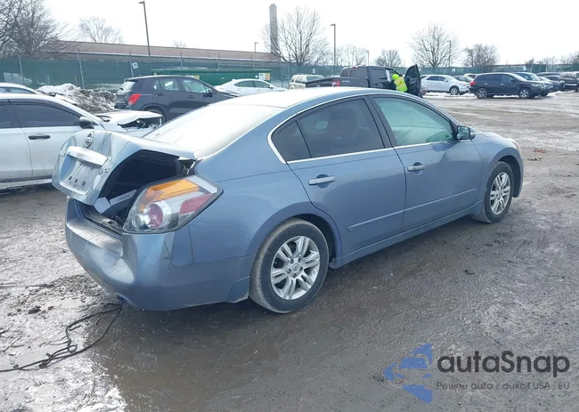 1N4AL2AP3CN439323: 44428782