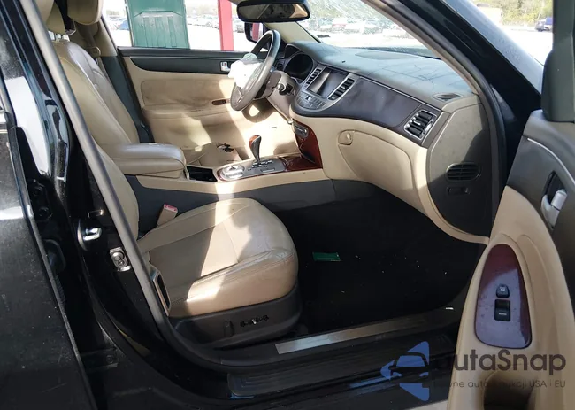 KMHGC4DD9CU193624: 44428796