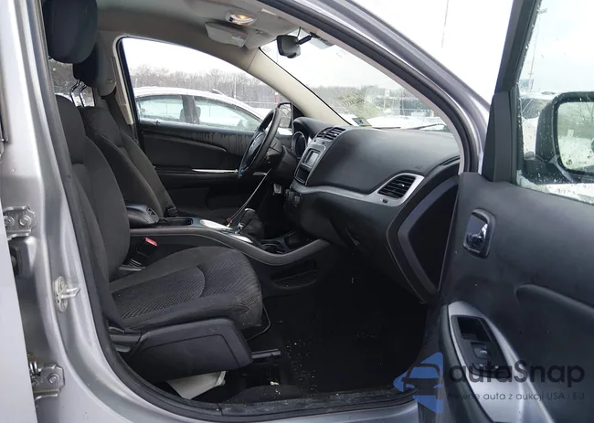 3C4PDDBG5FT566509: 44428833