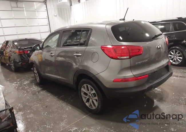 KNDPBCAC1F7790668: 44428873