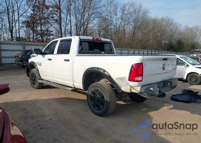 3C6UR5CL2JG356867: 44428895