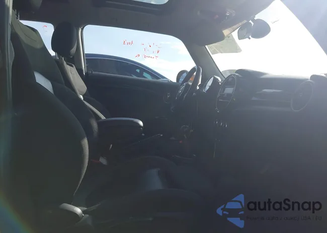 WMWXM7C53ET970477: 44428907