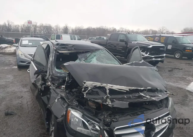 WDDHF8JB2FB097270: 44428411