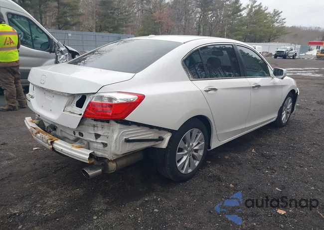 1HGCR2F86DA197740: 44428434