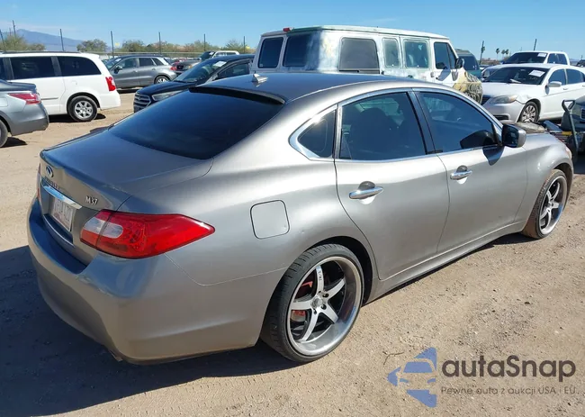 JN1BY1AP5BM325812: 44428446