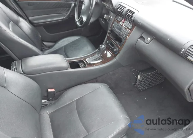 WDBRF64J52F239845: 44428679