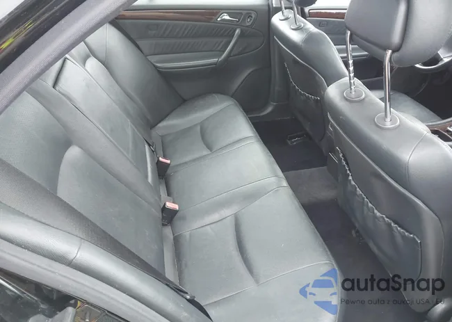 WDBRF64J52F239845: 44428679