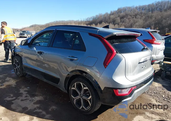 KNDCR3LE3P5098174: 44428736