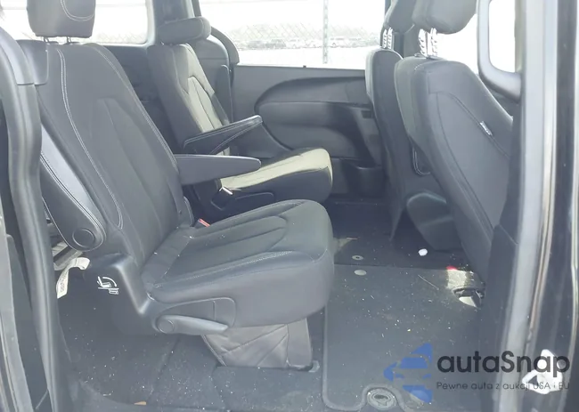 2C4RC1FG0JR198157: 44429844