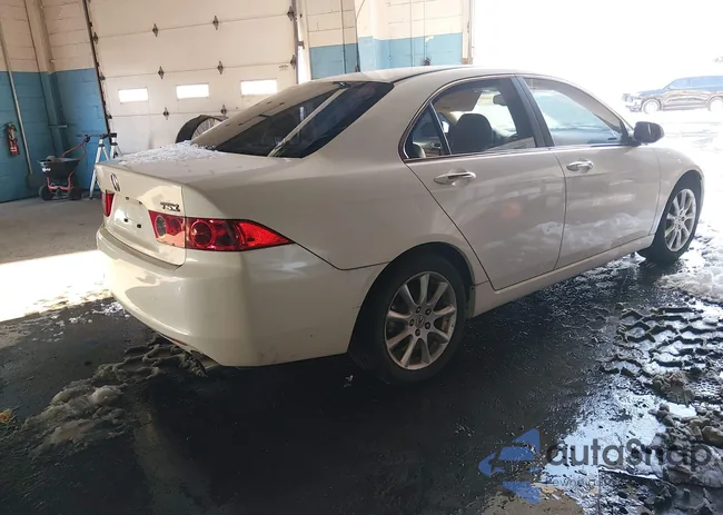 JH4CL96904C043304: 44429956