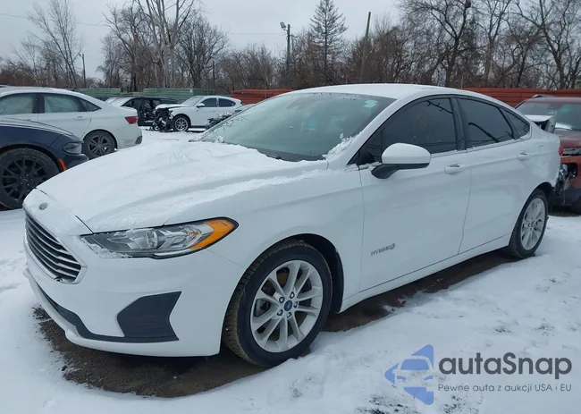 3FA6P0LU2KR130679: 44430062