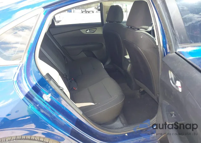 3KPF24AD0ME385974: 44430110