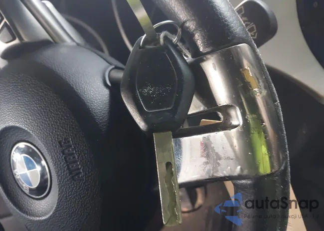 4USBU33506LW67576: 44430250