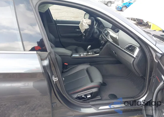 WBA4J1C0XLBU67724: 44430269