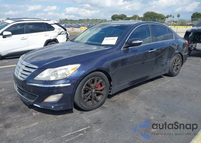 KMHGC4DD3CU198656: 44429385