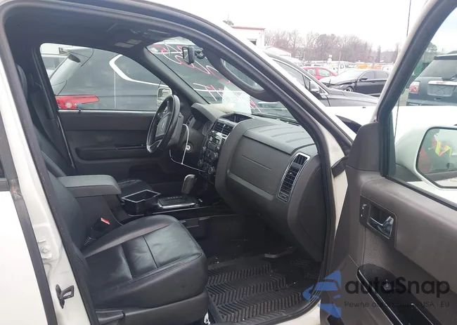 1FMCU0E74BKA76265: 44429441