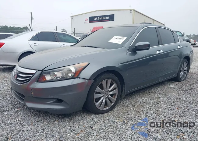 1HGCP3F86BA001479: 44429459