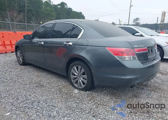 1HGCP3F86BA001479: 44429459