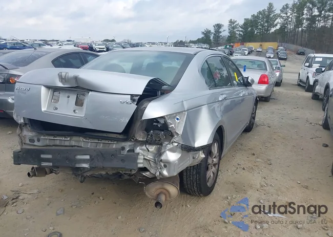 1HGCP36758A018418: 44429470