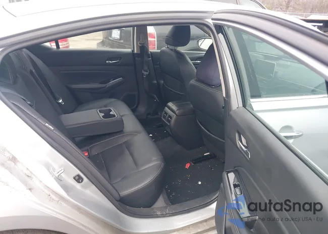 1N4BL4EV7LC144889: 44429478