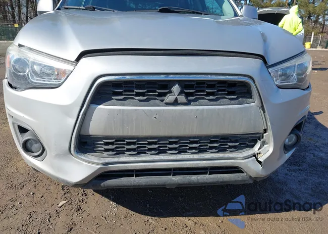 4A4AR3AU0FE032285: 44429508