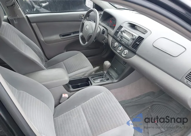 4T1BE32K06U125586: 44429621