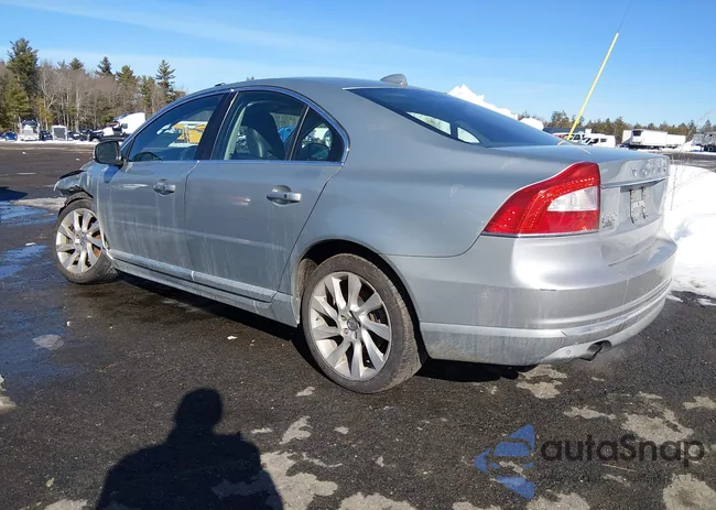 YV1902AH1E1180382: 44429706