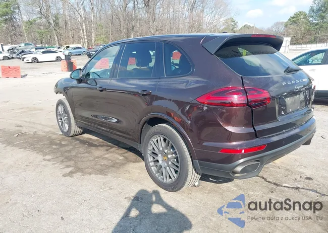 WP1AA2A28JKA00958: 44429744