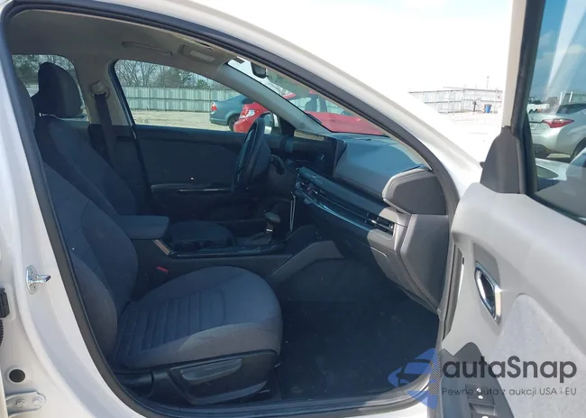 3KPFU4DE8SE013245: 44430937