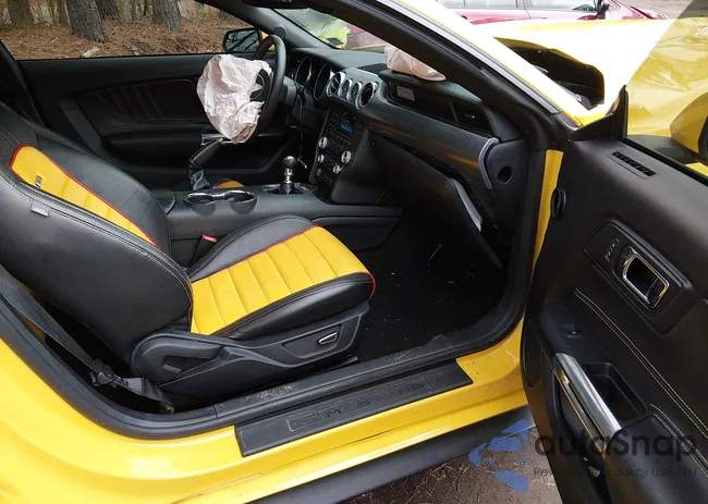 1FA6P8TH4F5336791: 44430986