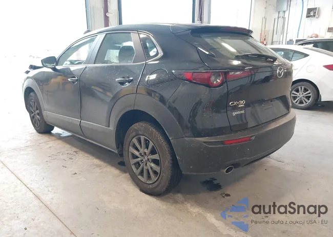 3MVDMBAL4MM258212: 44431154