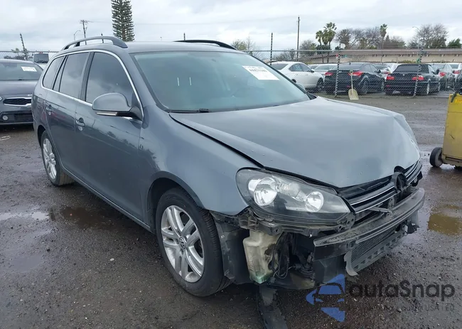 3VWPL7AJ8BM651542: 44431186