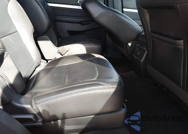 1FM5K7D87HGD78243: 44431224