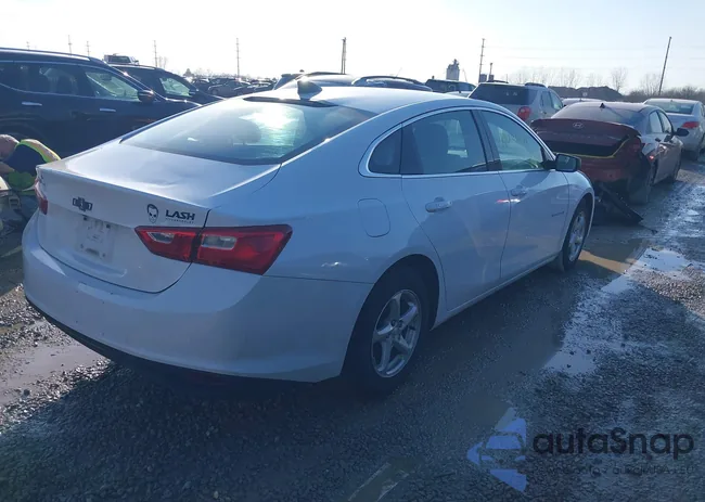 1G1ZB5ST2HF275053: 44431271