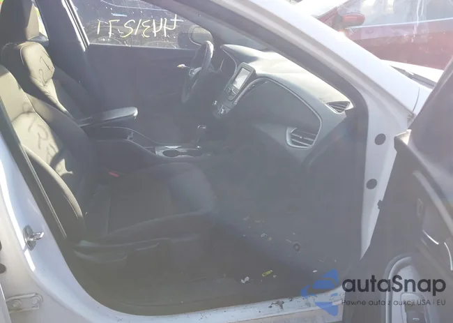 1G1ZB5ST2HF275053: 44431271