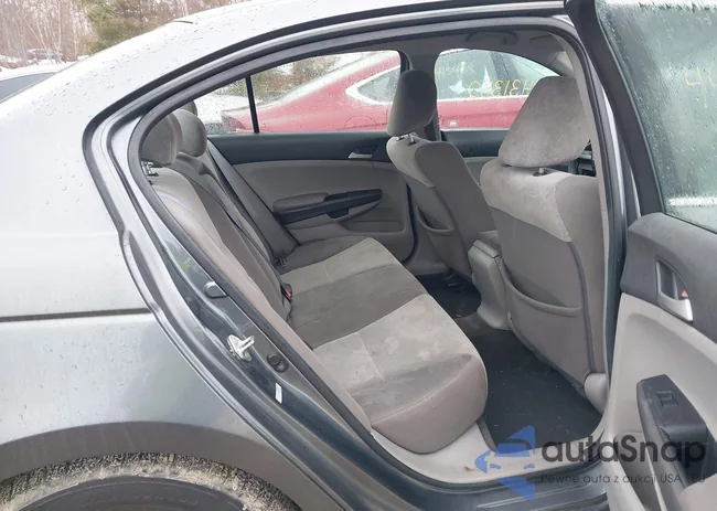 1HGCP2F35AA090488: 44431352