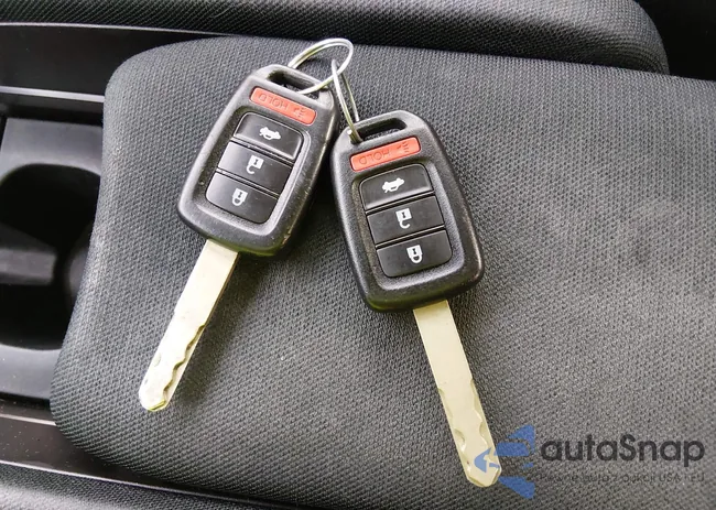 2HGFC2F5XHH557250: 44430524