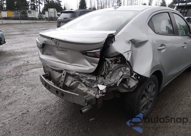 3MYDLBYV9KY510801: 44430605