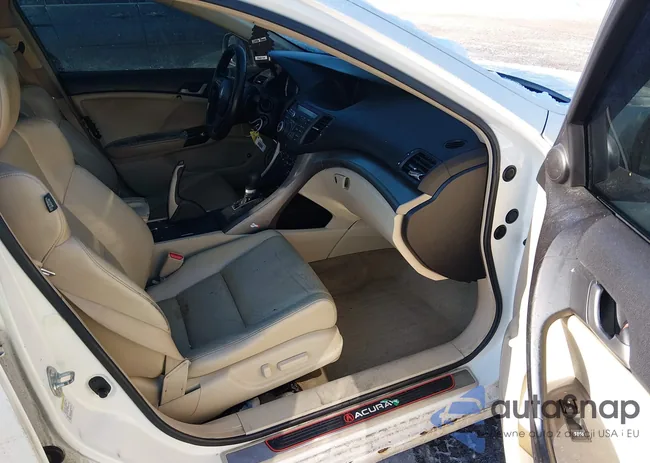 JH4CU2F61AC035878: 44431929