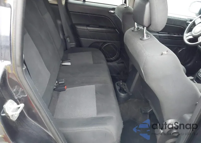 1C4NJCBA7FD262853: 44431978