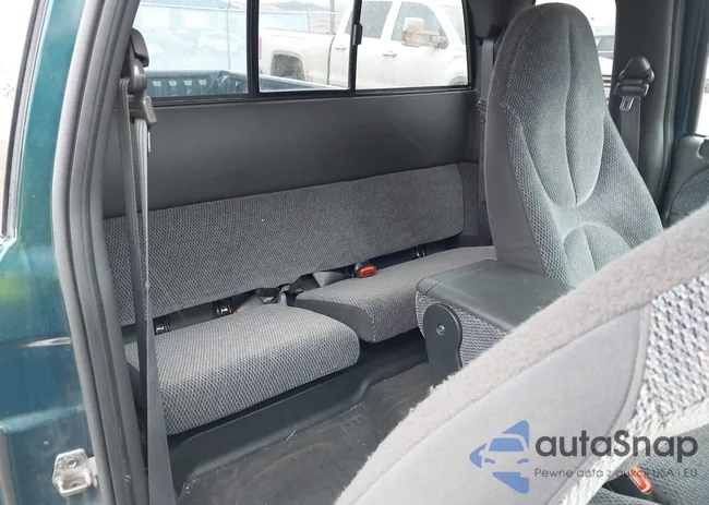 1B7GG22Y5WS607193: 44432015