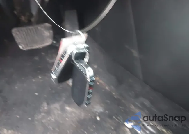 KNDPNCAC6M7845832: 44432096