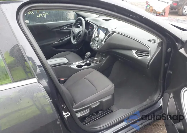 1G1ZD5ST2PF195275: 44432222