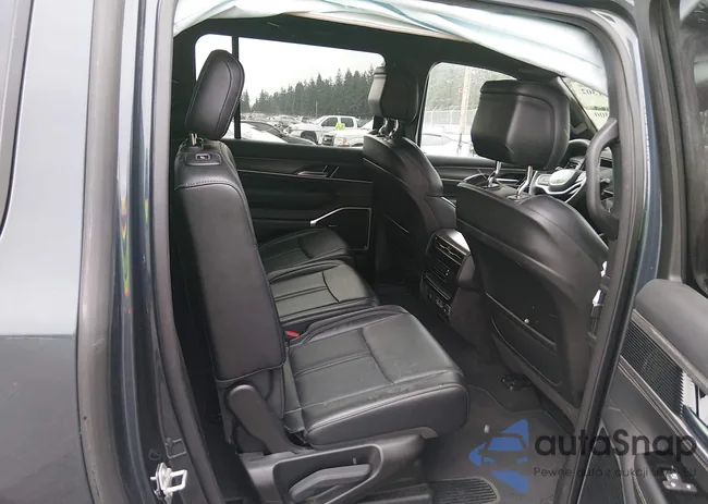 1C4SJSDP7RS168647: 44432300