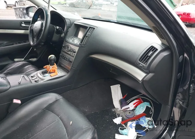 JN1CV6AR5FM521153: 44432334