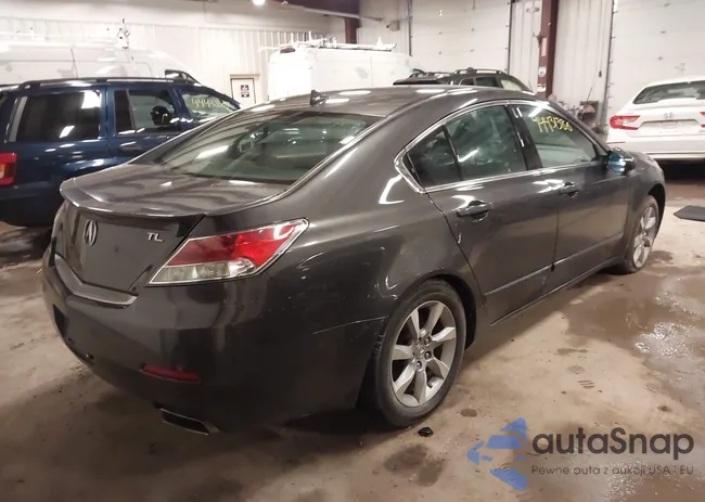 19UUA8F53DA005047: 44431386