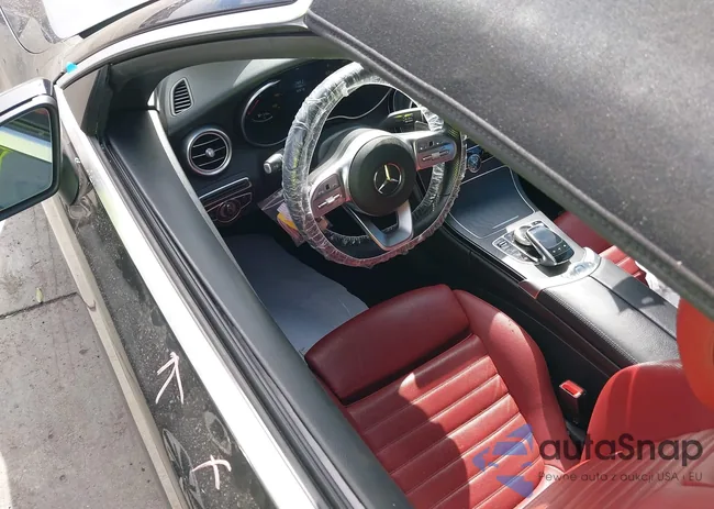 WDDWK8DB8KF930913: 44431431