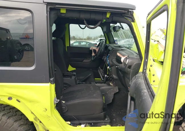 1C4AJWAG4HL520275: 44431497